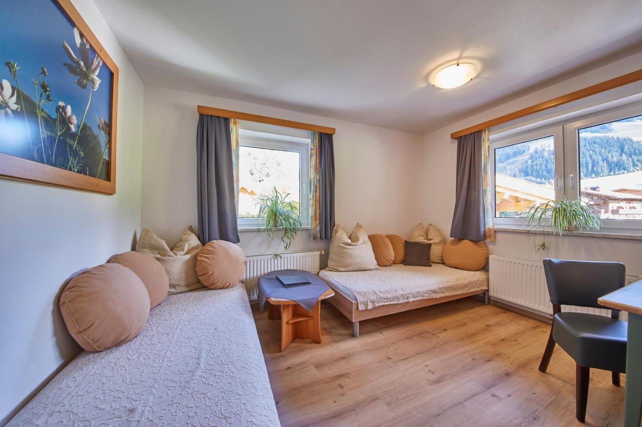 Am Zwoelferkogel Appartements Saalbach-Hinterglemm Dış mekan fotoğraf