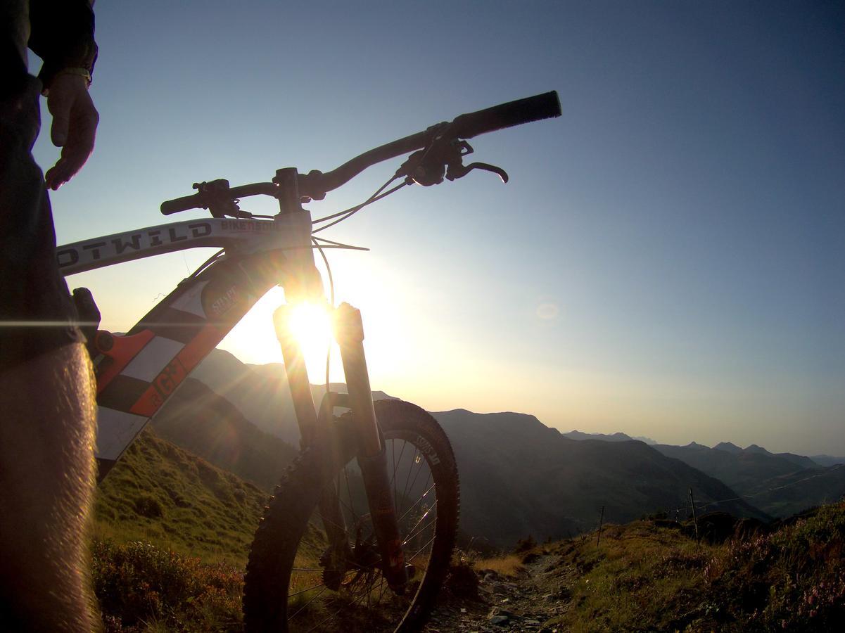 Am Zwoelferkogel Appartements Saalbach-Hinterglemm Dış mekan fotoğraf